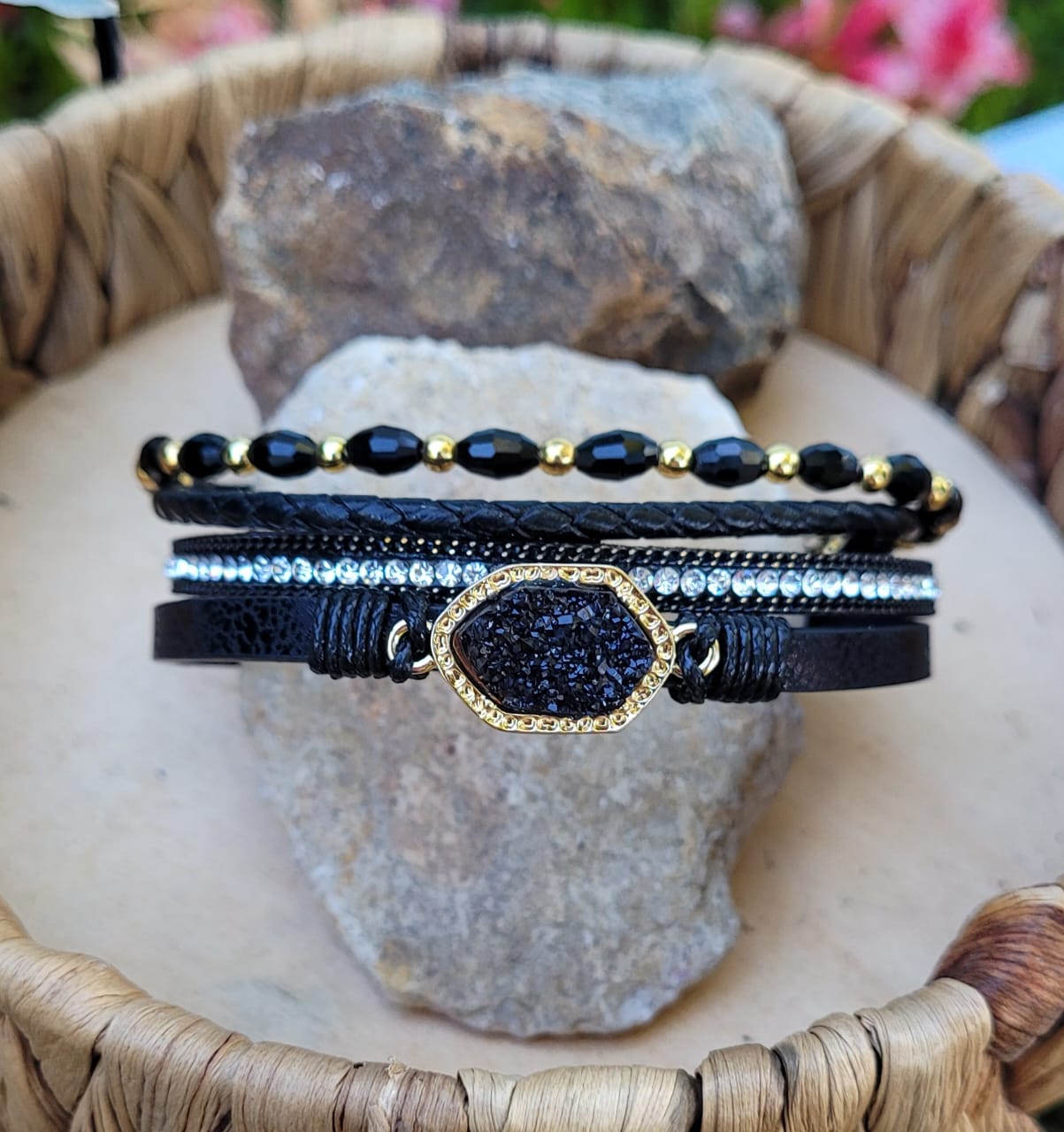 BLACK & GOLD LUXURY BRACELET
