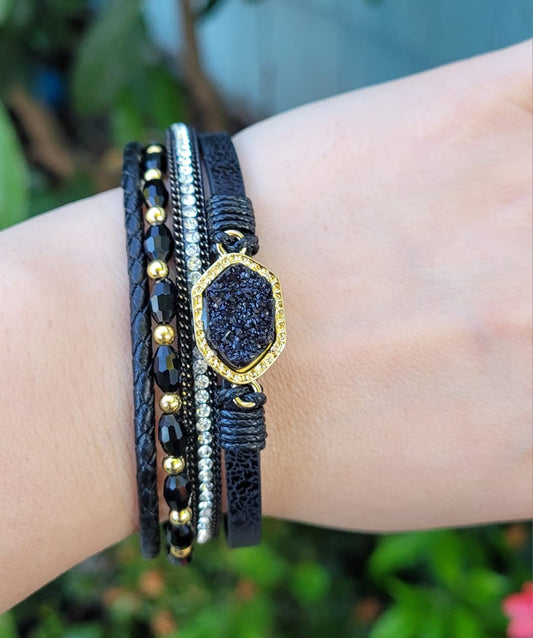 BLACK & GOLD LUXURY BRACELET